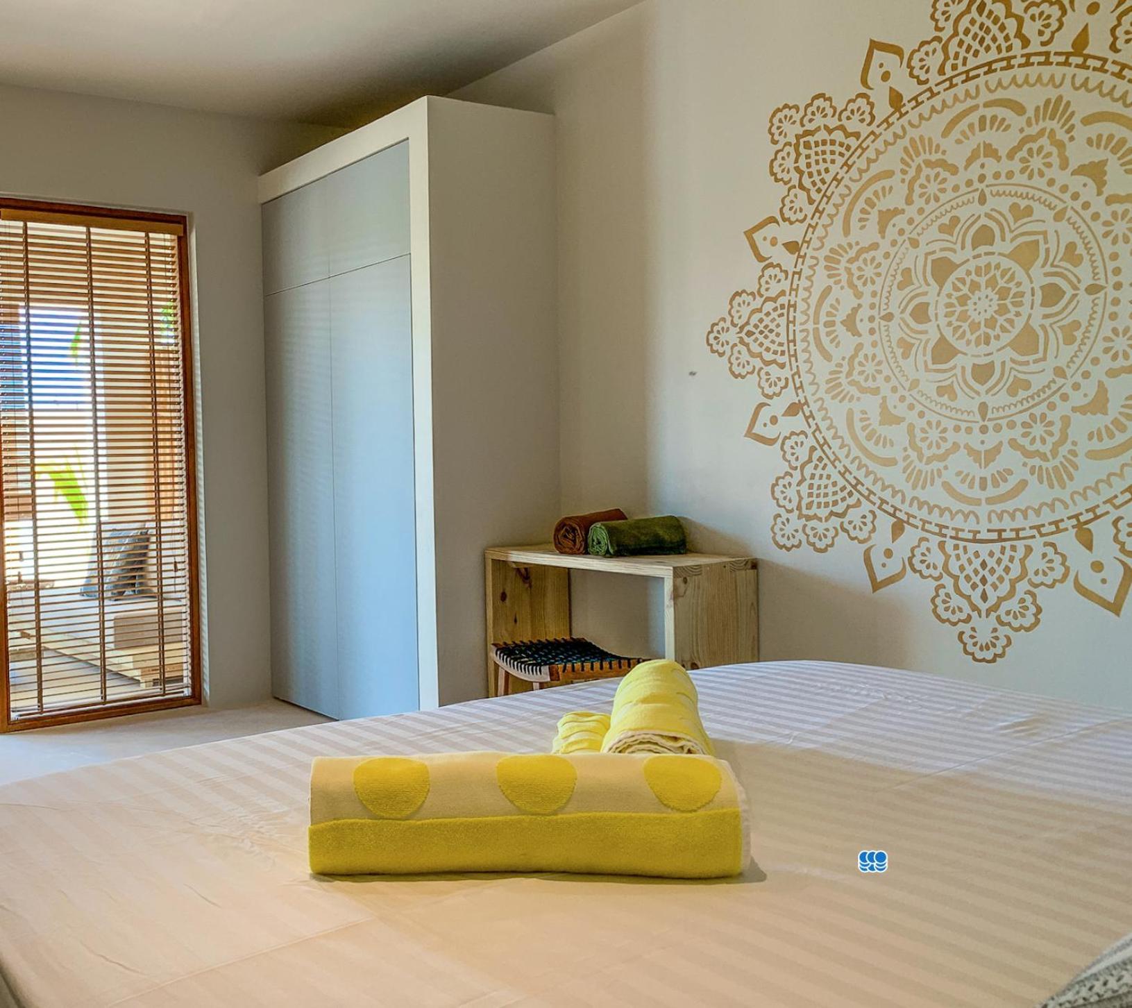Isla Penthouse & Garden Apartments Bonaire Playa Eksteriør billede