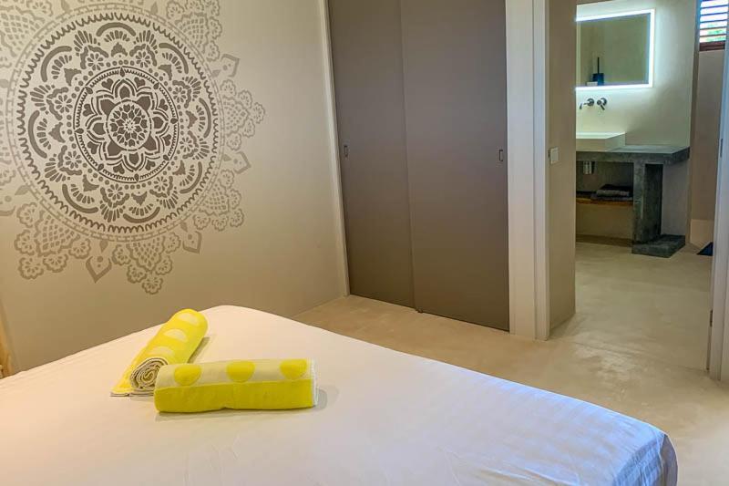 Isla Penthouse & Garden Apartments Bonaire Playa Eksteriør billede